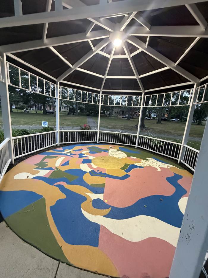 Finished mural, gazebo floor — daytime overview